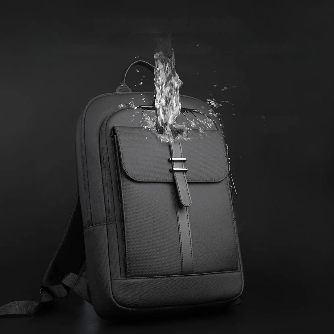 Thrives Outdoor | Axton Urban Rucksack
