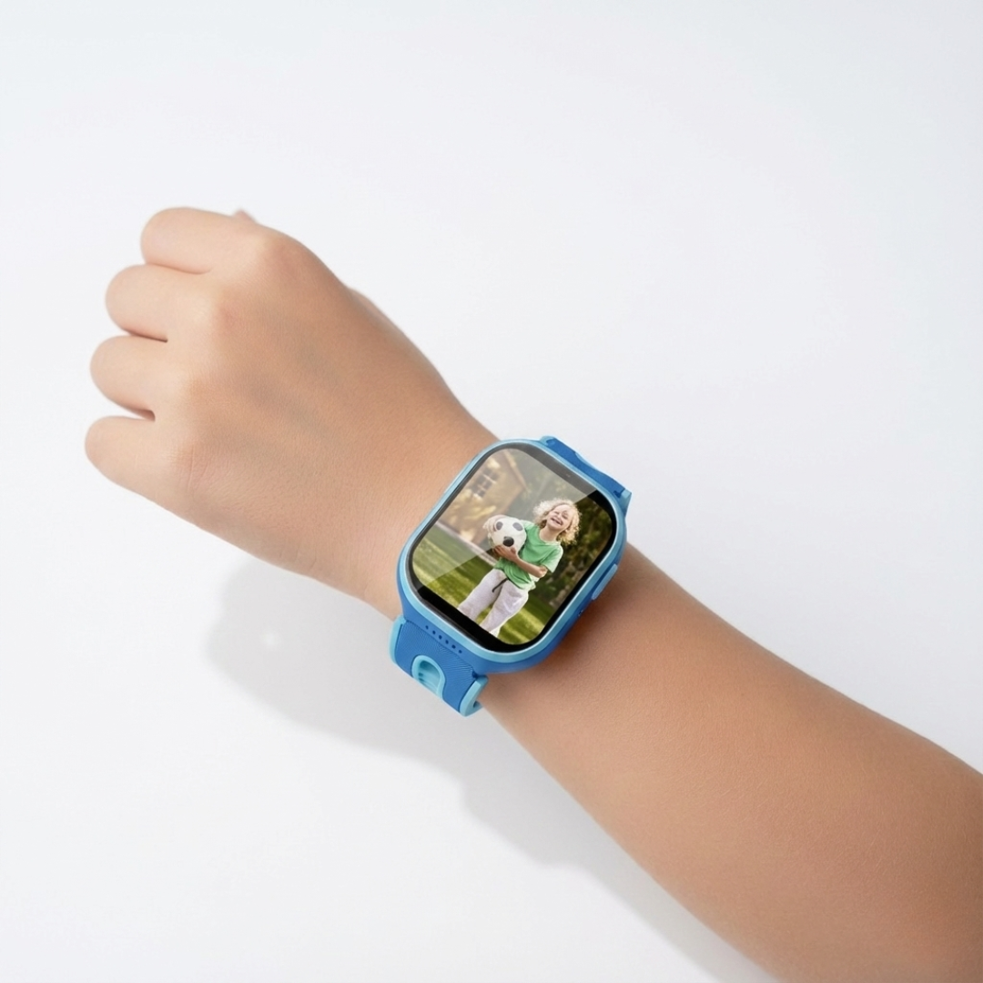 Thrives Outdoor | Children Touchscreen Smart Watch