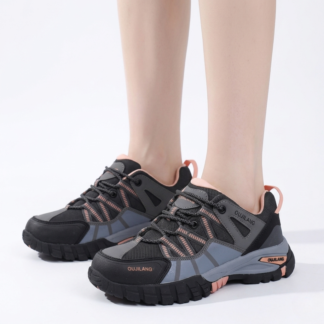 Thrives Outdoor | Low Cut Lace Up Hiking Shoe