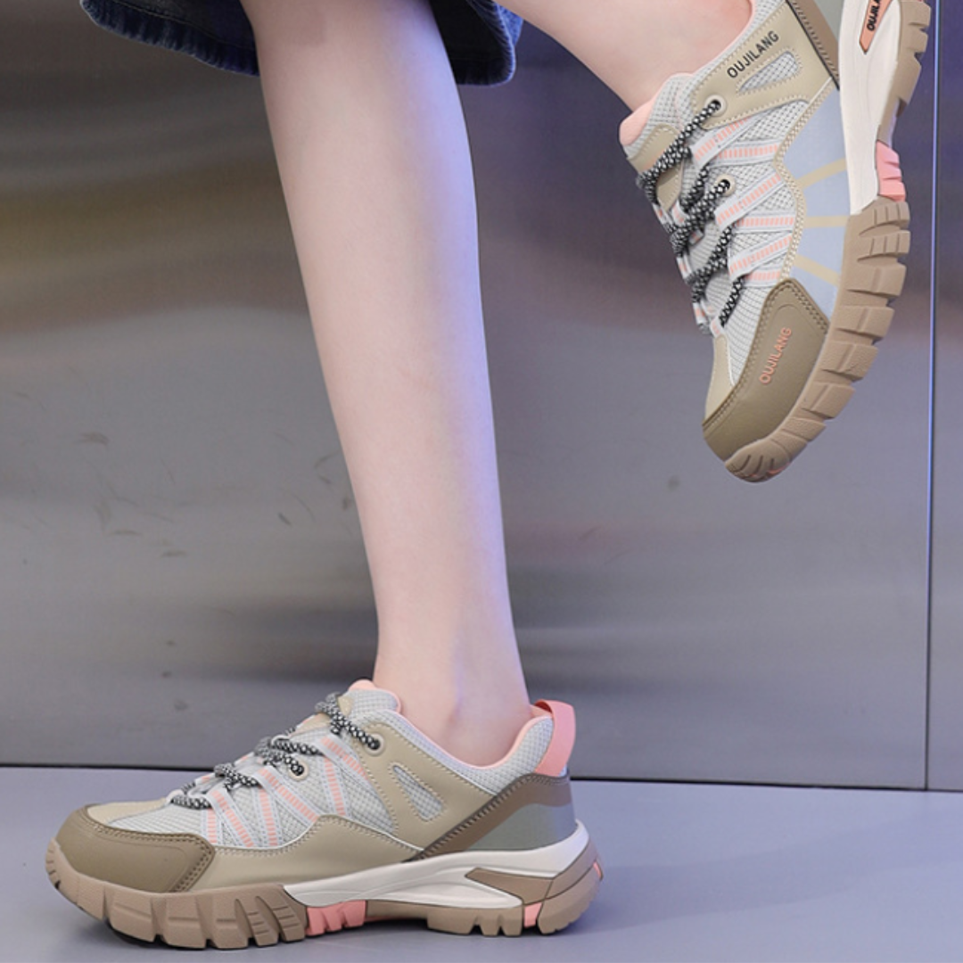 Thrives Outdoor | Low Cut Lace Up Hiking Shoe