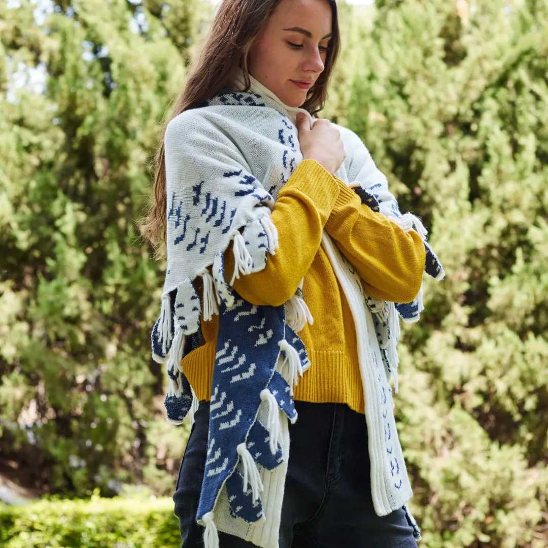 Thrives Outdoor | Owl Knitted Shawl