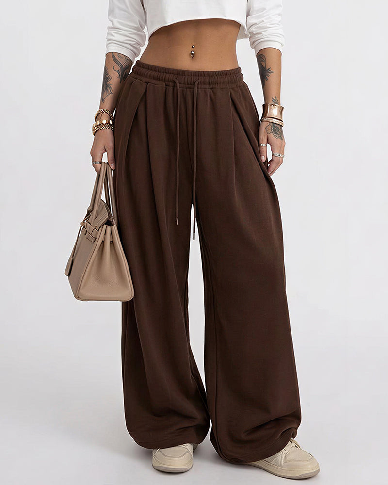 The Sculpted Street Pleated Baggy Sweats