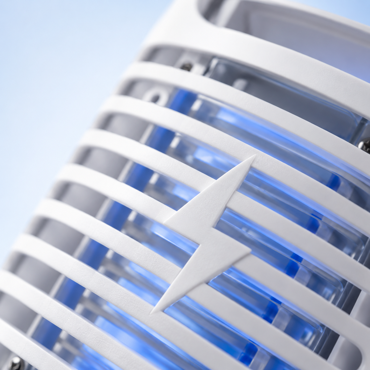 Thrives Outdoor | LumaTrap Plug-In Indoor Bug Zapper