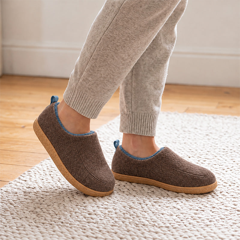 Unisex Orthopaedic House Slippers with Arch Support & Warm Fleece Lining