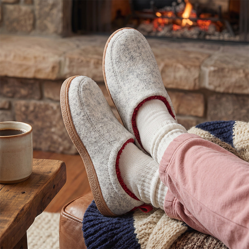 Unisex Orthopaedic House Slippers with Arch Support & Warm Fleece Lining