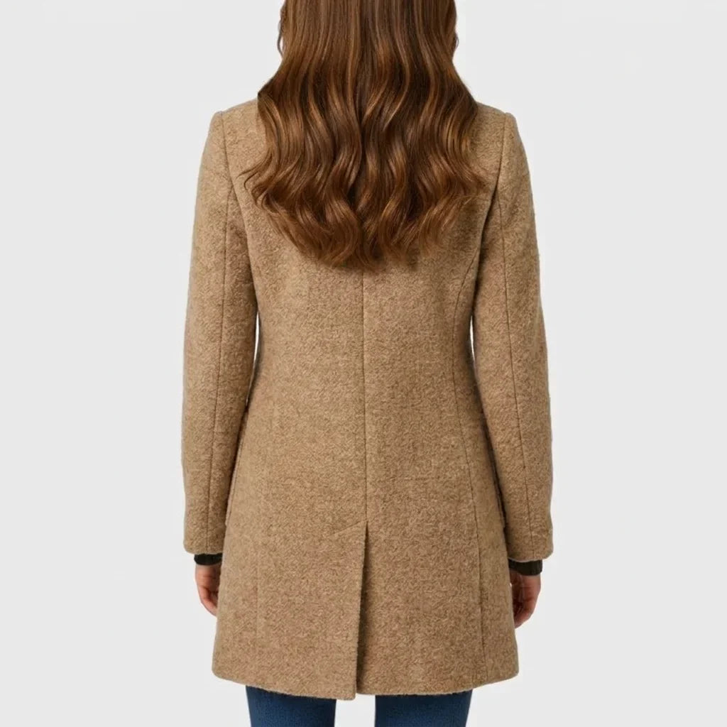 Costanza Elegant and Comfortable Coat