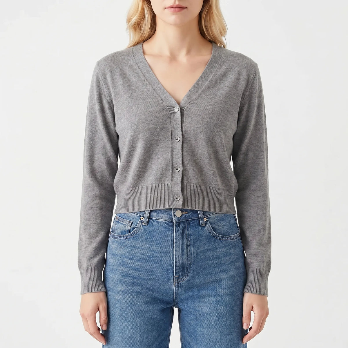 Women's cropped V-neck cardigan with ribbed cuffs and button-down front