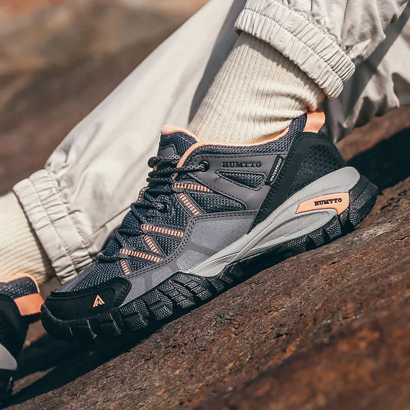 Breathable hiking shoes with air mesh upper and grippy rubber outsole
