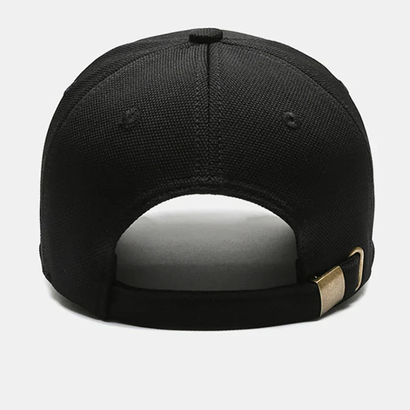 Minimalist adjustable baseball cap with flat brim for everyday wear
