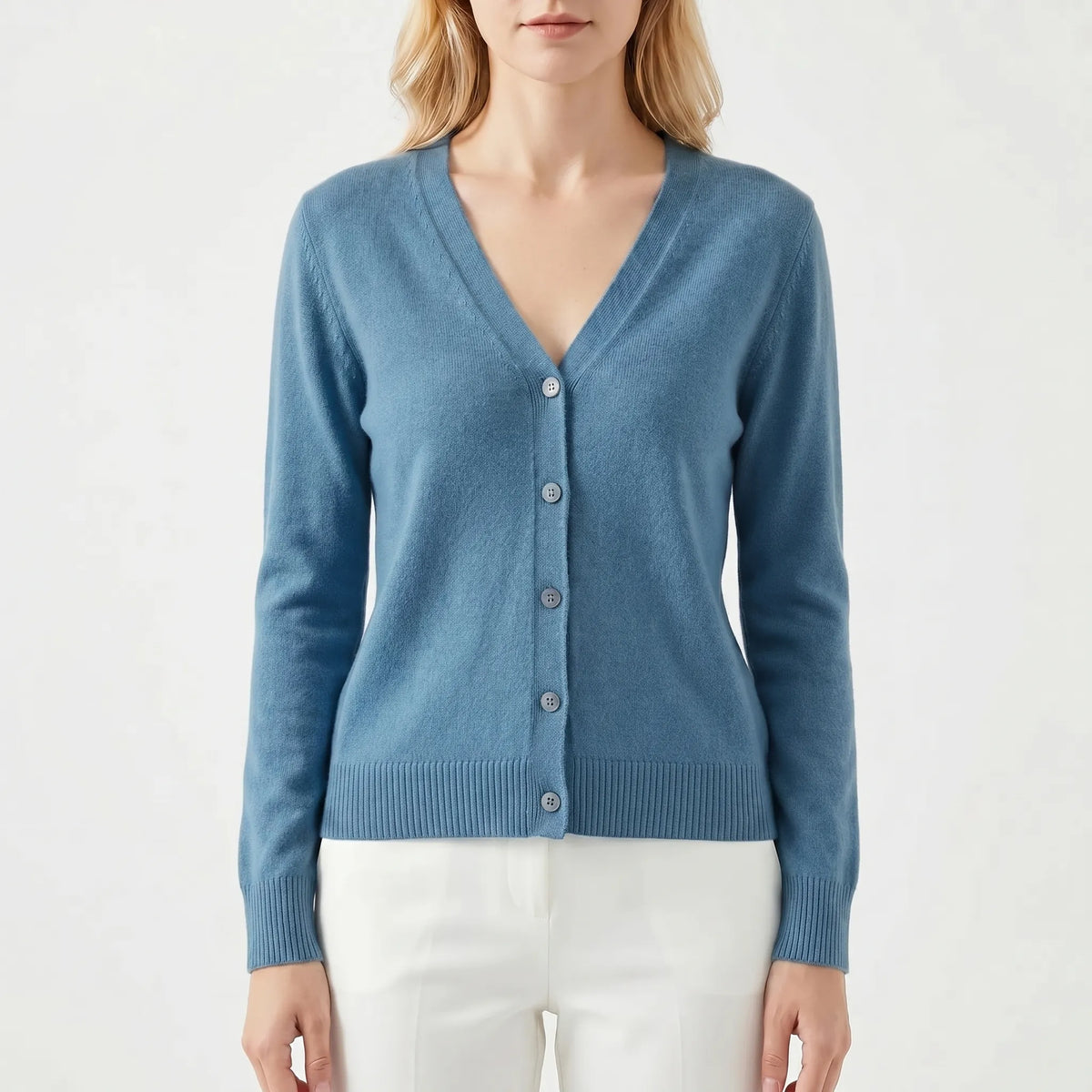 Women's V-neck button cardigan in fine knit with relaxed fit
