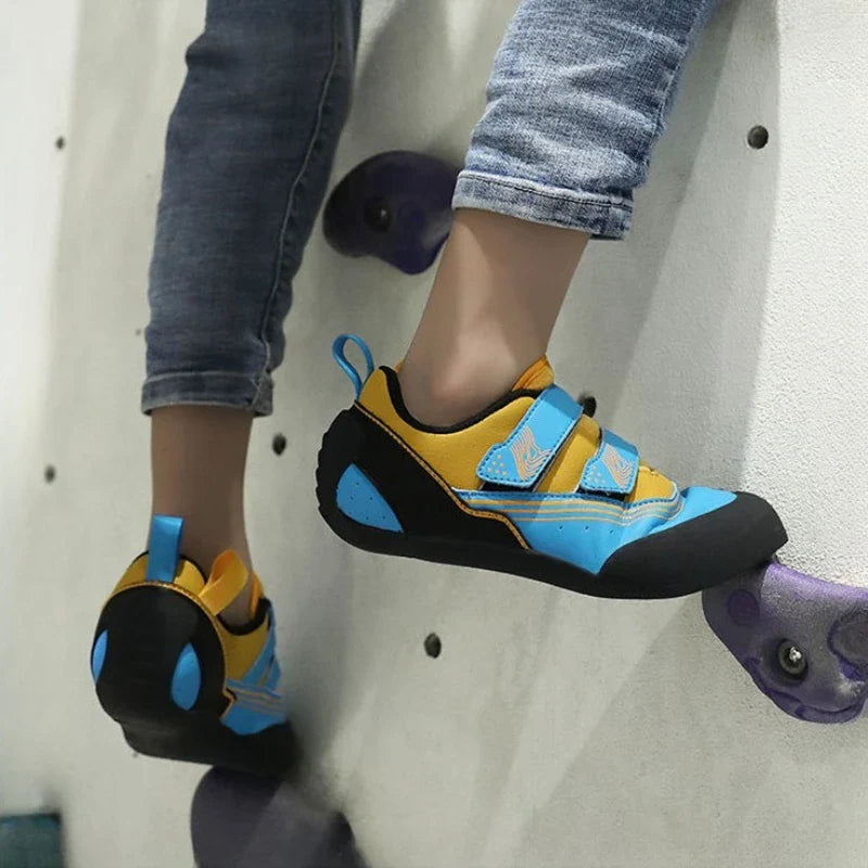 Kids climbing shoe with non-slip sole and breathable mesh upper