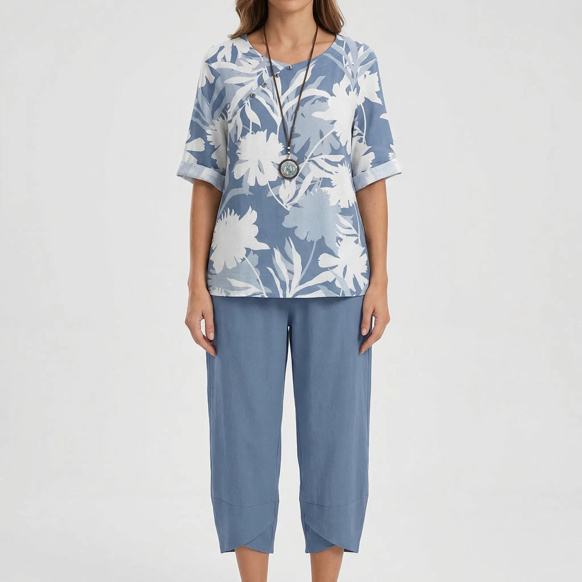 Women's clover print short-sleeve top and high-waist pant set