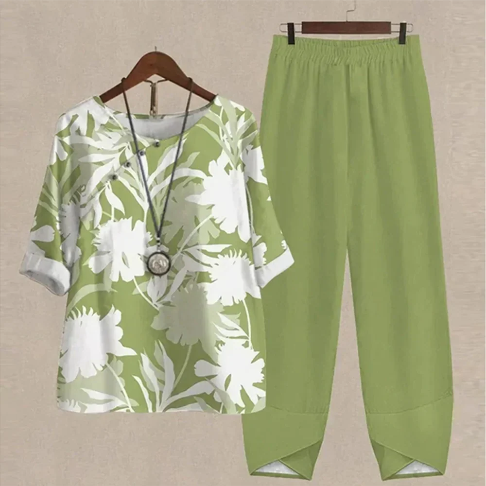 Women's clover print short-sleeve top and high-waist pant set