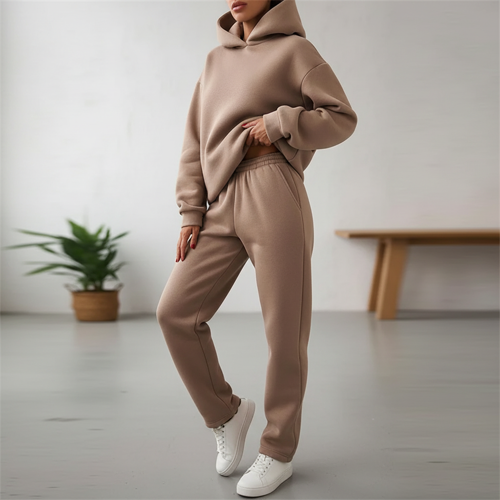 Oversized tracksuit set with hoodie and relaxed ankle pants