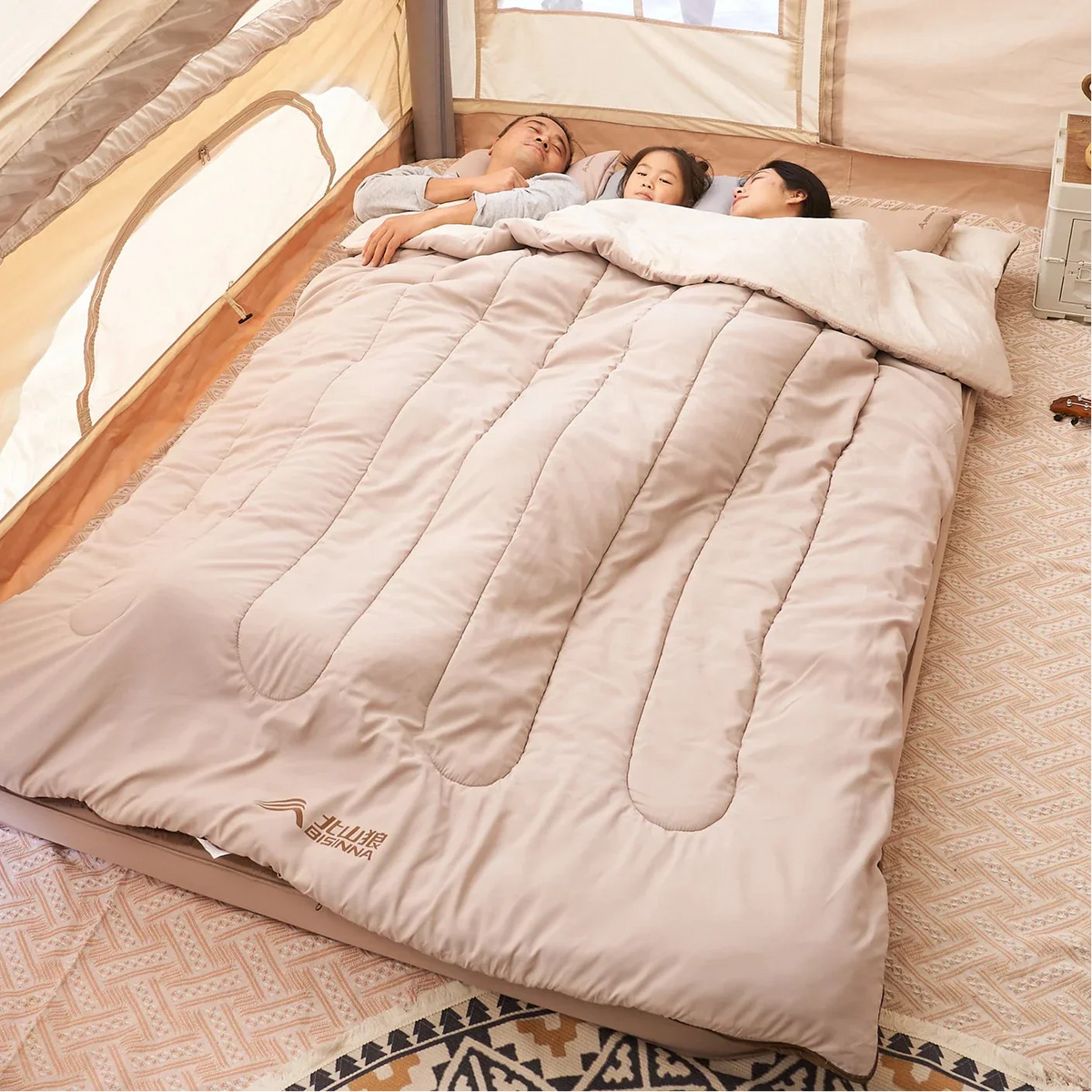 Convertible dual sleeping bag for couples camping in cold weather