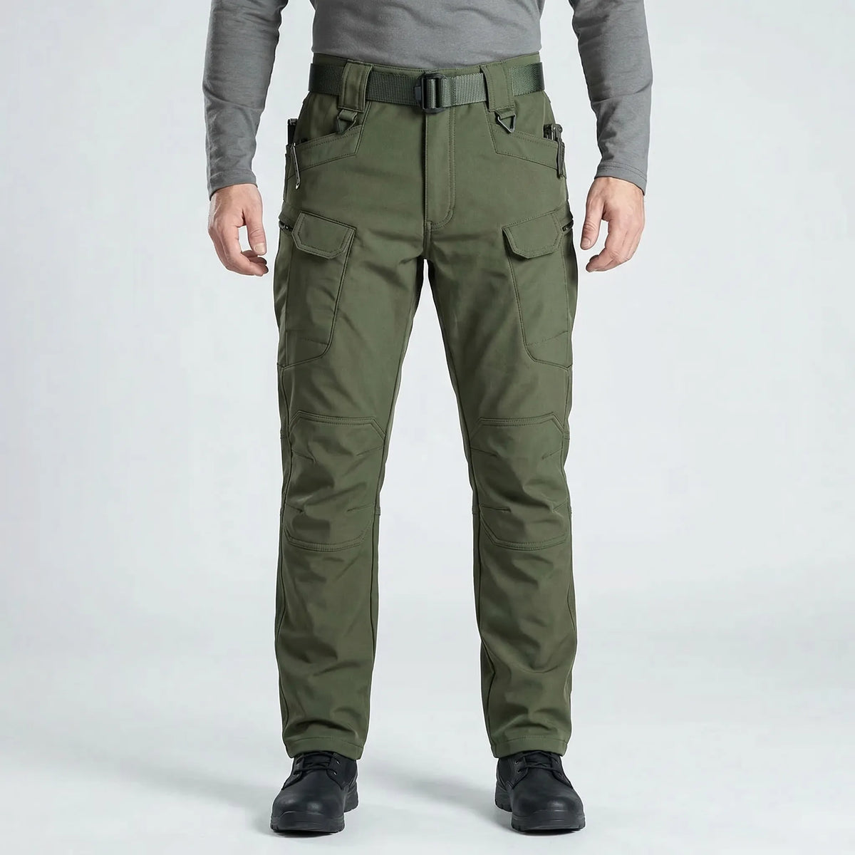 Tactical cargo trousers with fleece lining and water-repellent outer