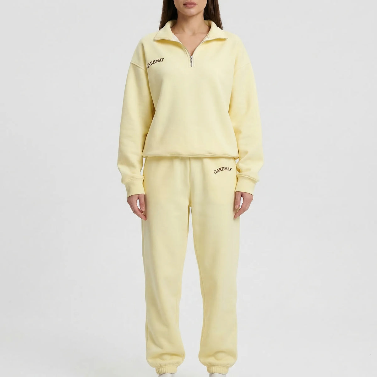Oversized tracksuit set for women with zip-up top and wide-leg pants