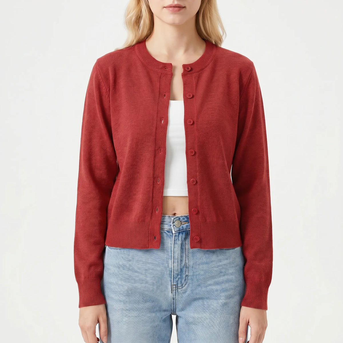 Women's long sleeve knitted cardigan with round neckline and ribbed cuffs