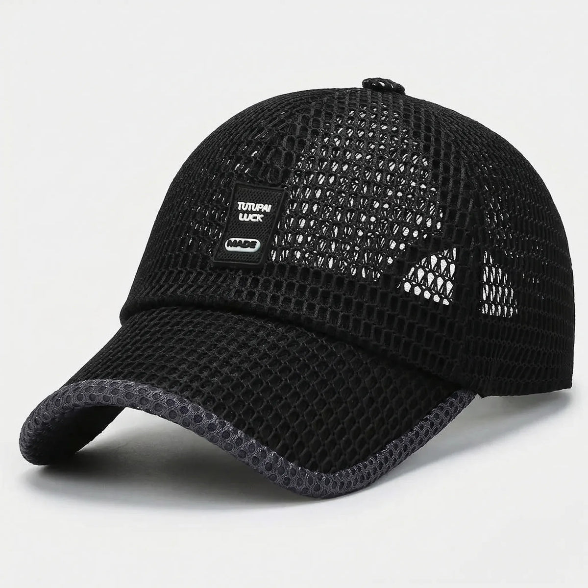 Breathable mesh baseball cap with snapback closure for outdoor wear