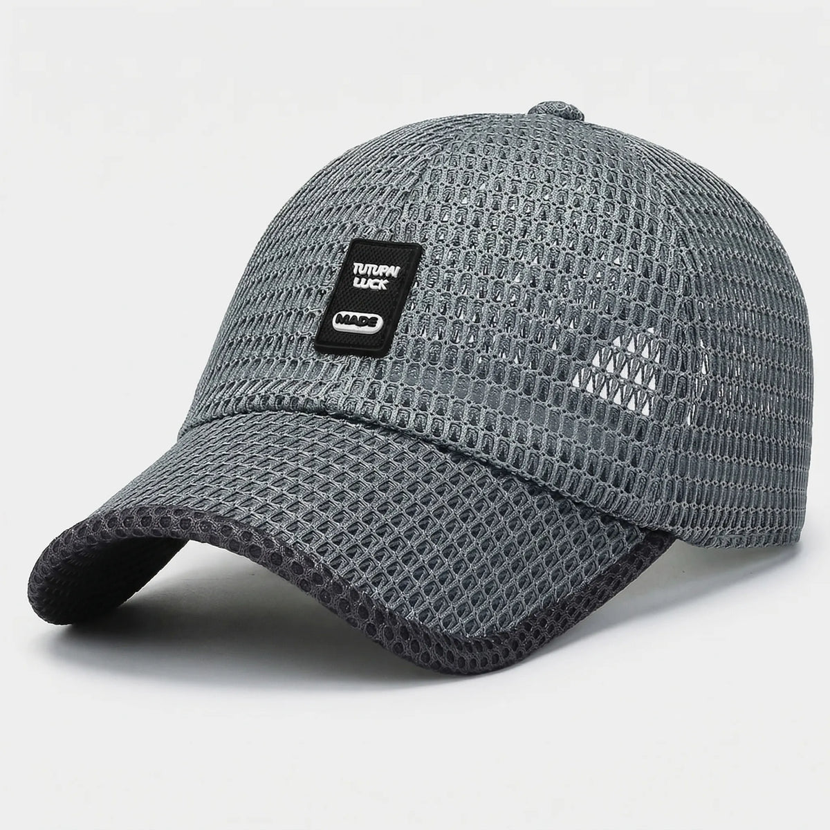 Breathable mesh baseball cap with snapback closure for outdoor wear