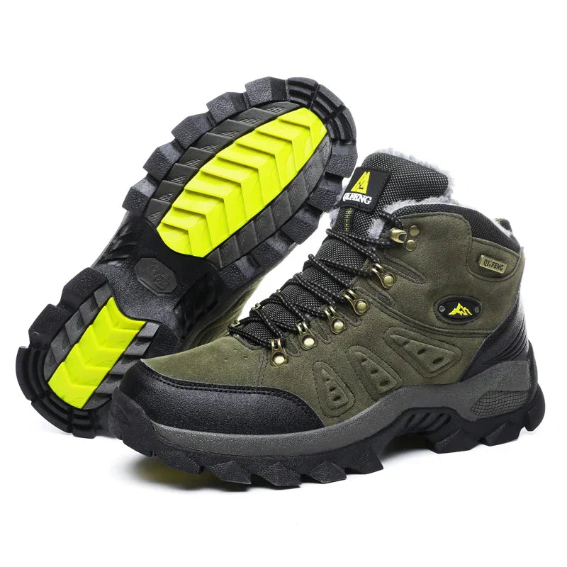 Mid ankle suede hiking boot with non-slip sole