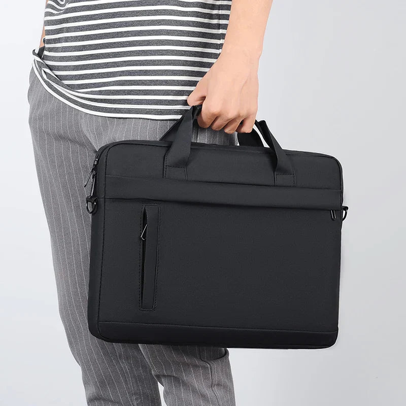 Laptop carry bag with padded compartment and adjustable strap