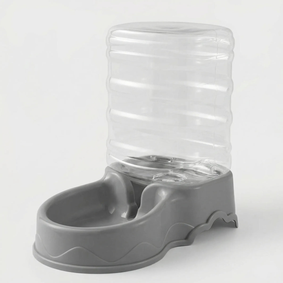 Automatic gravity pet feeder for cats and dogs with 3.8 litre reservoir
