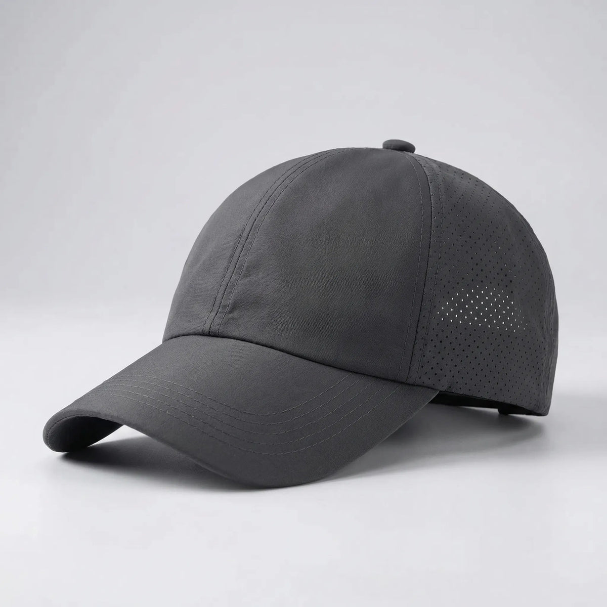 Women's sports cap with ponytail opening and duck bill peak