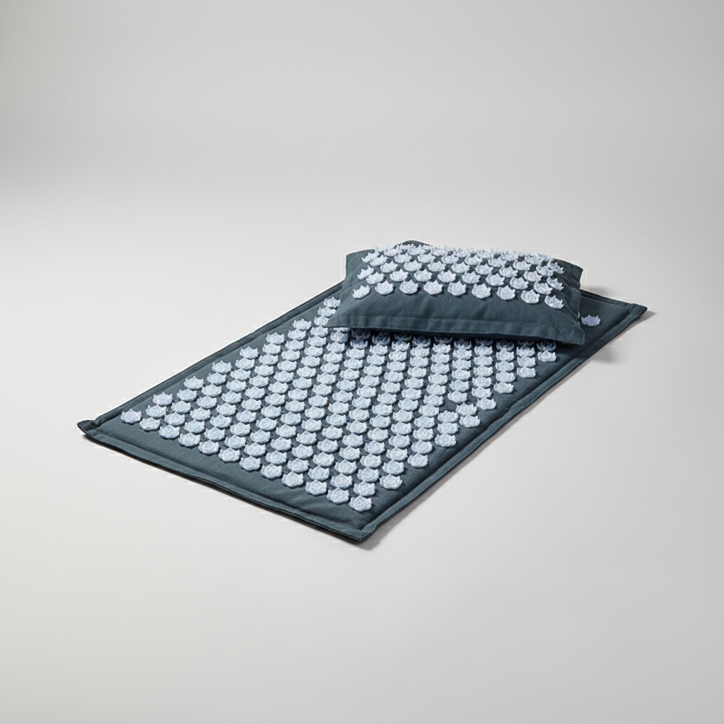 Portable acupressure mat set with lotus points for tension relief
