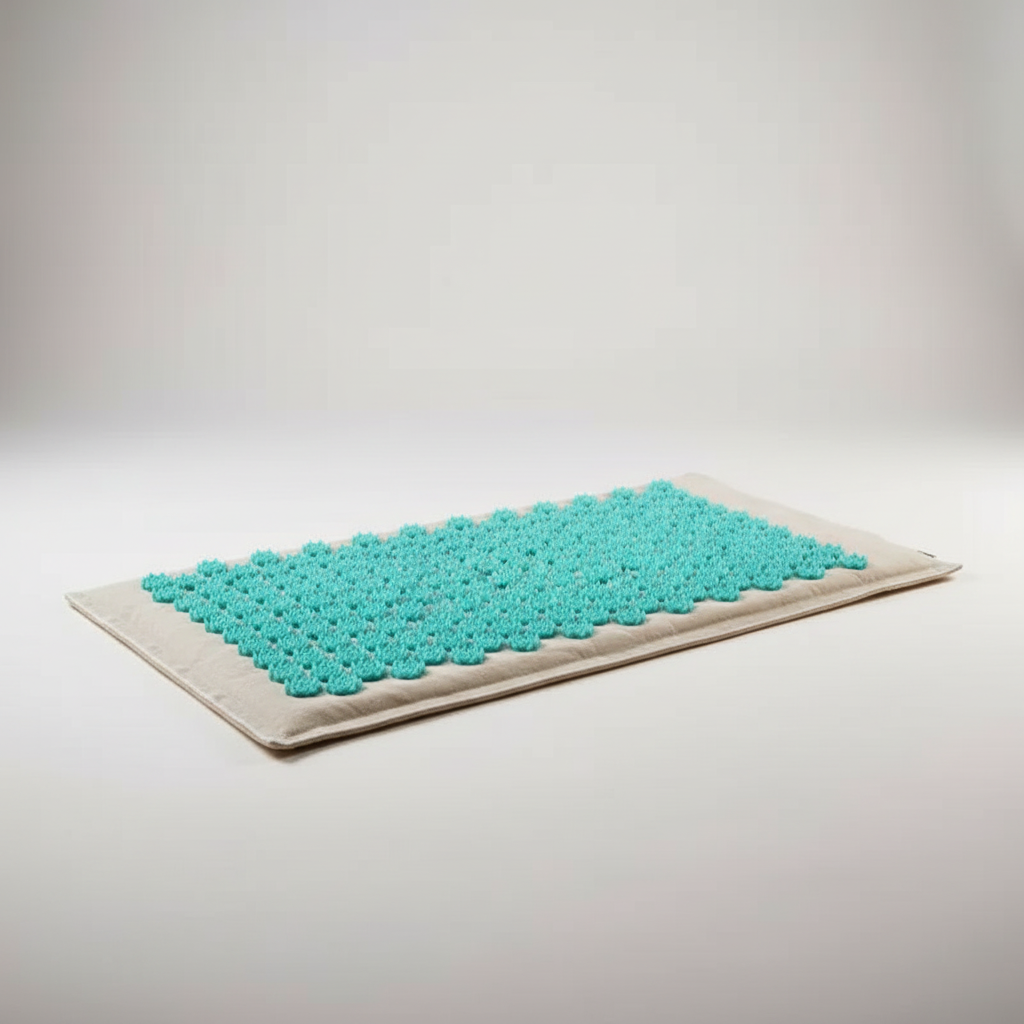 Portable acupressure mat set with lotus points for tension relief