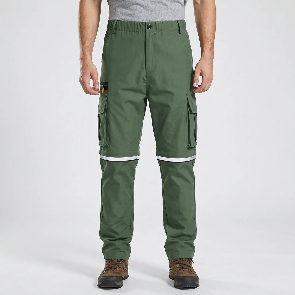 Men's convertible cargo trousers with zip-off legs for outdoor activities