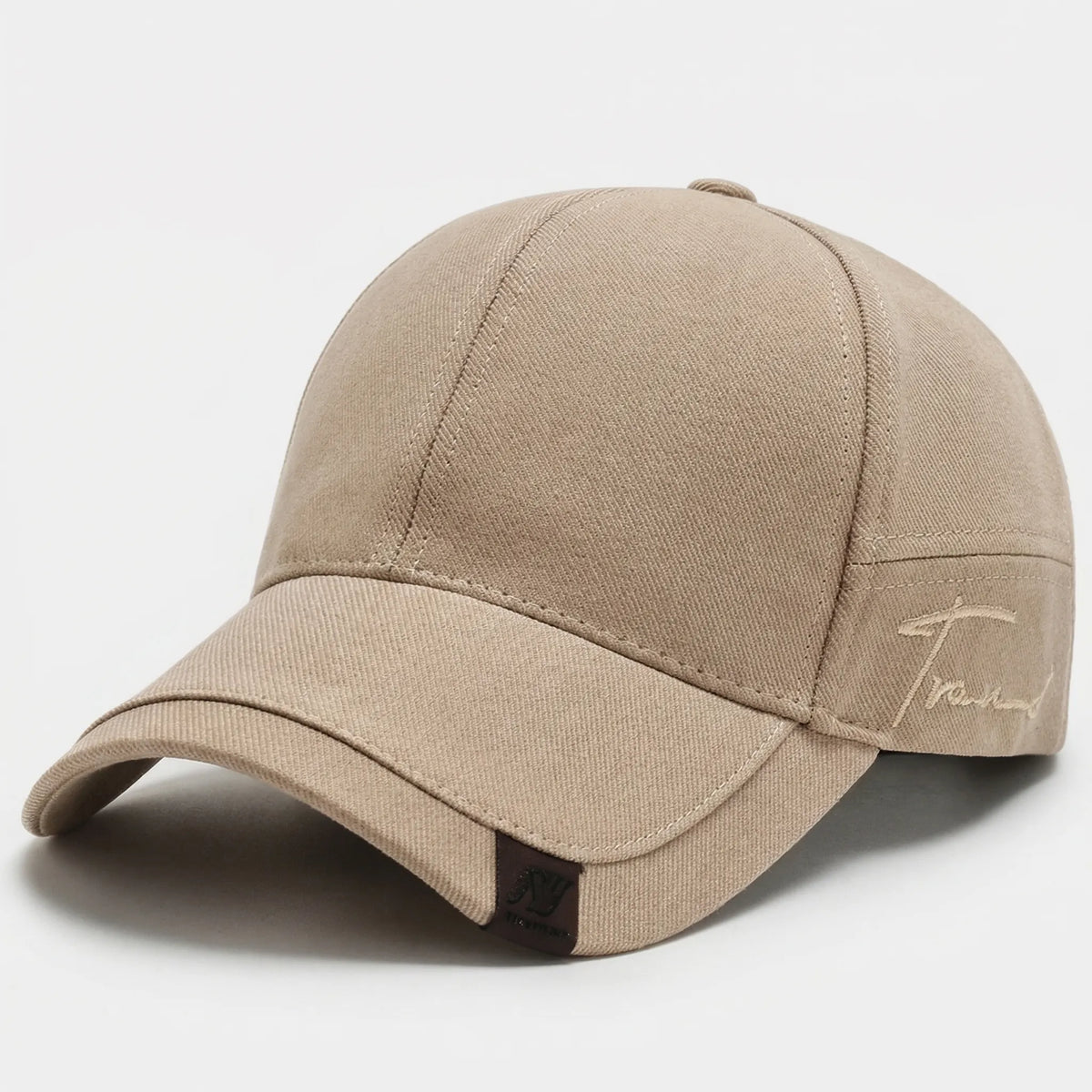 Men's minimalist baseball cap with curved brim and adjustable strap
