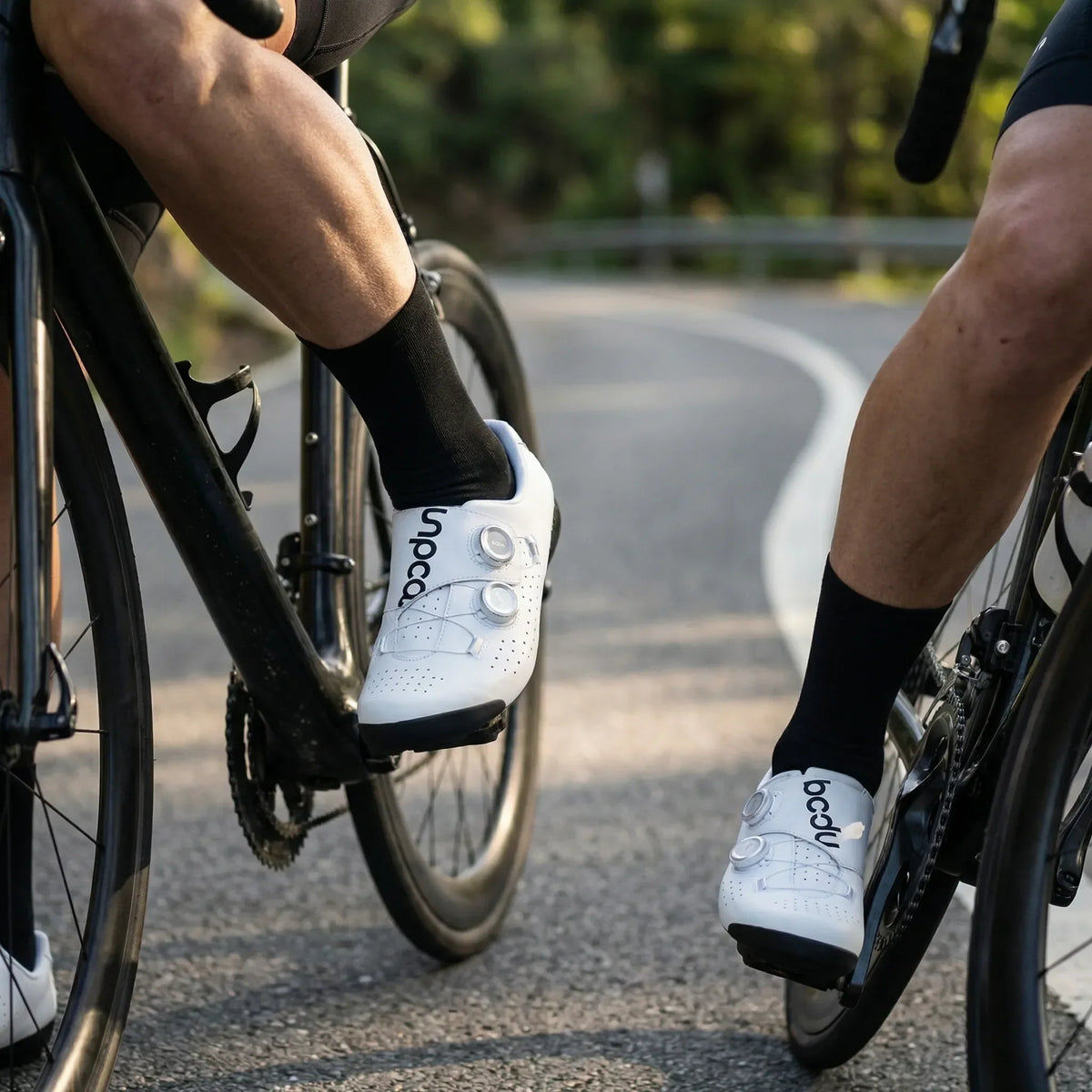 Lightweight road bike shoe rigid sole dial adjusters perforated upper
