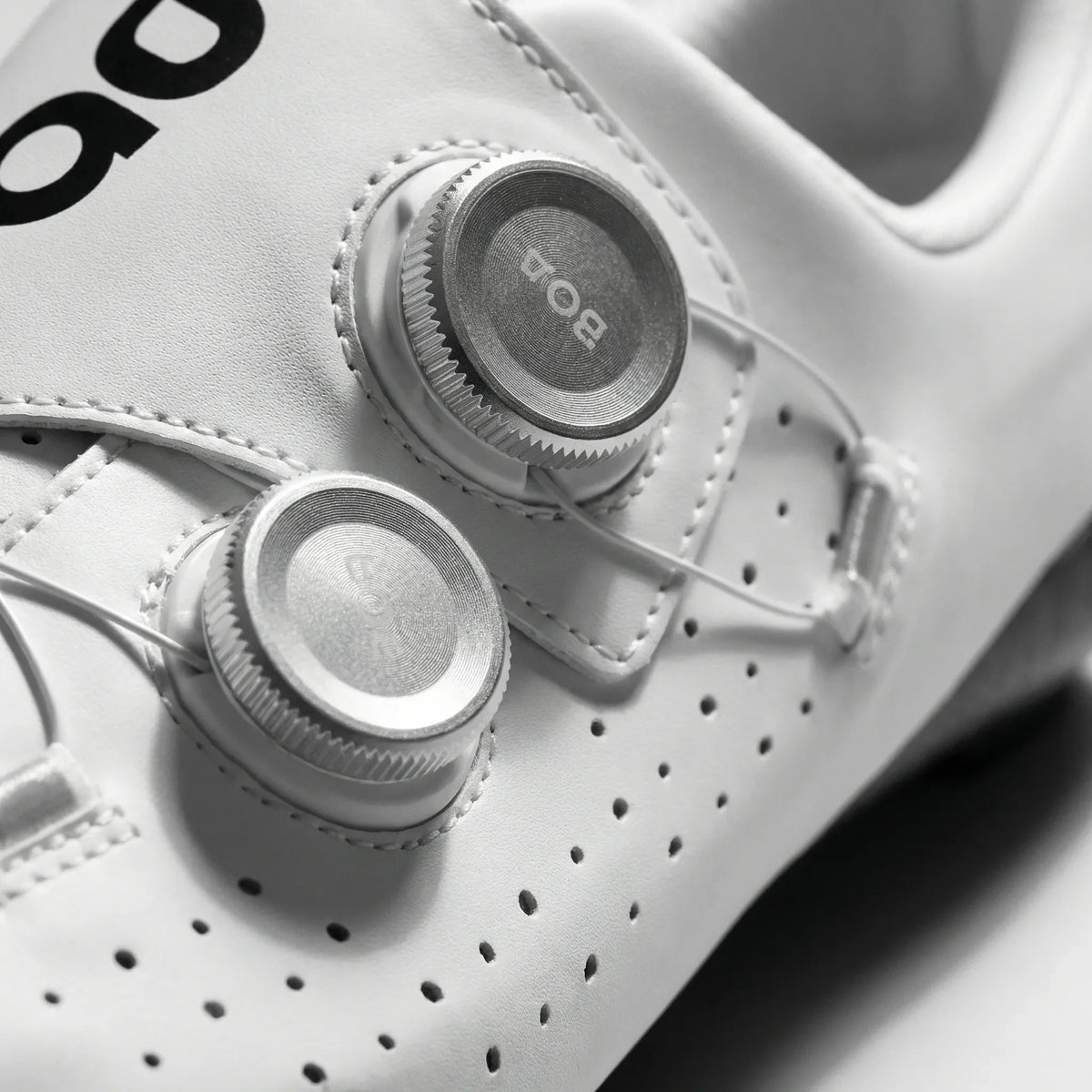 Lightweight road bike shoe rigid sole dial adjusters perforated upper