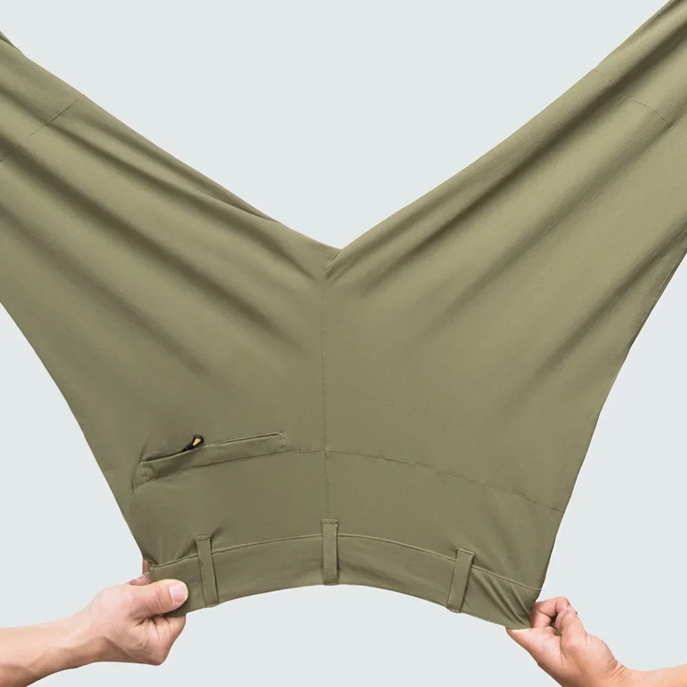 Women's water-repellent ripstop hiking pants with reinforced knees