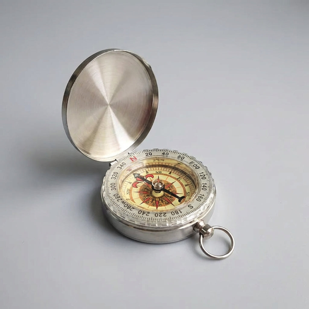 Flip pocket compass with luminous dial and protective cover