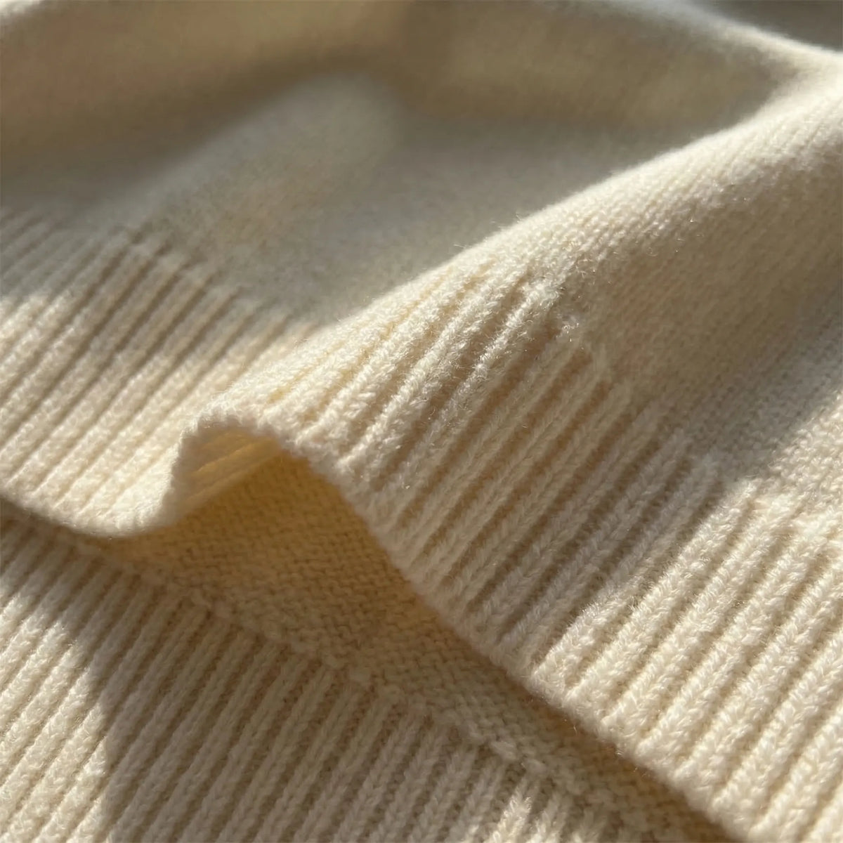 Knitted skivvy and straight-leg track pants set for women
