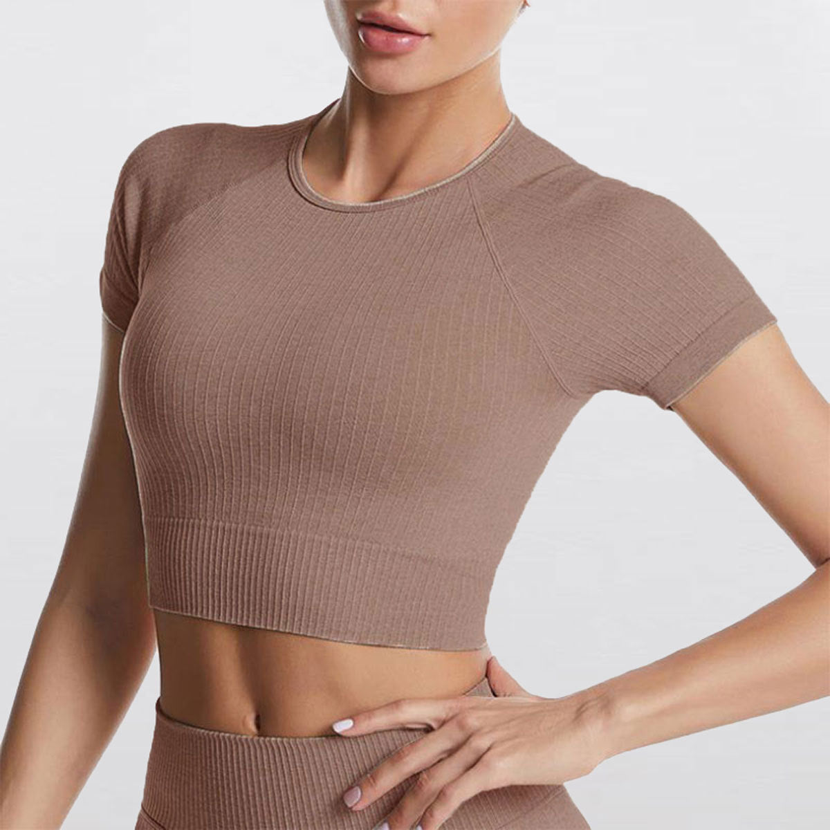 Thrives Outdoor | Vyralia Seamless Short Sleeve Crop Top