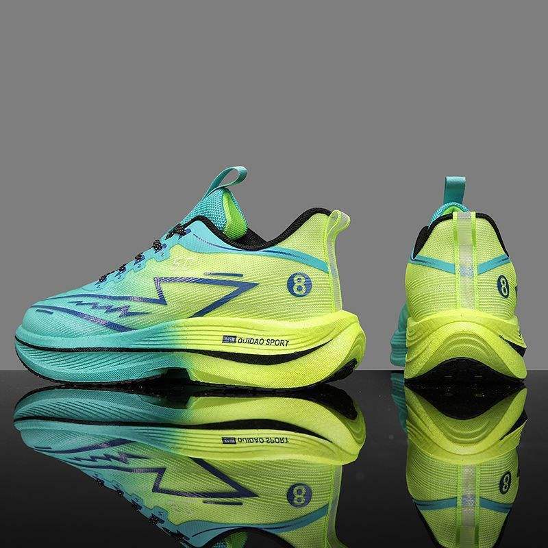 Thrives Outdoor | Fleetora Men's Carbon Plate Runner