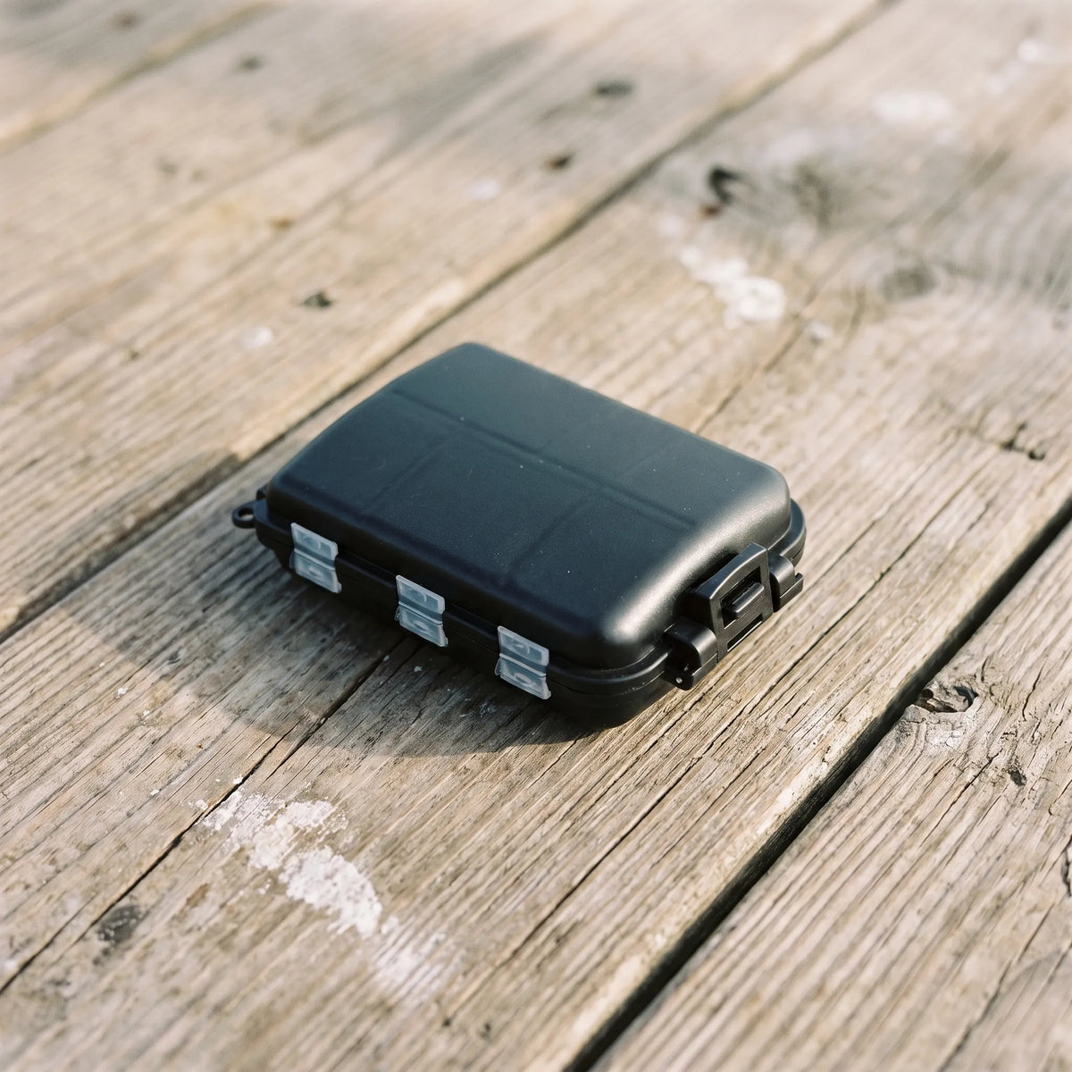 Thrives Outdoor | Tacklux Compact Dual-Sided Fishing Tackle Box