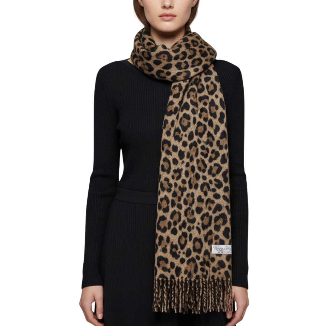 Thrives Outdoor | Knit Leopard Shawl