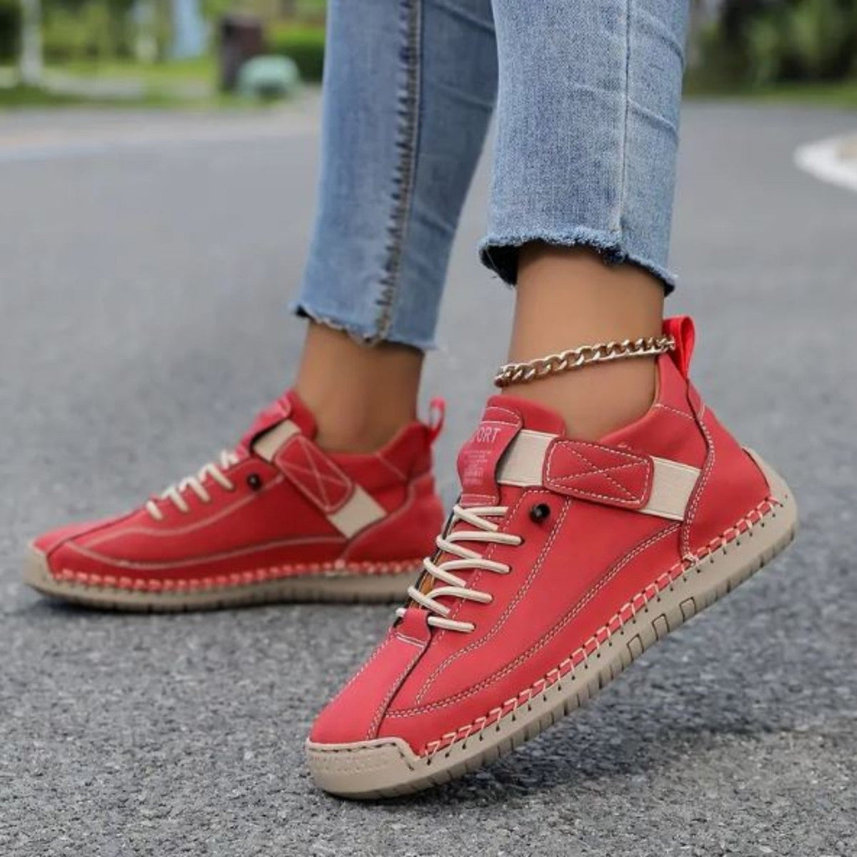 Comfortable Everyday Shoes with Wide and Relaxed Fit