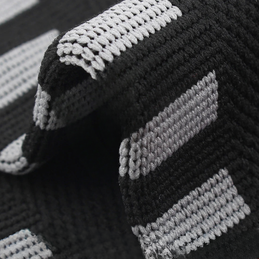 Thrives Outdoor | SolaceSleeve Compression Shoulder Support