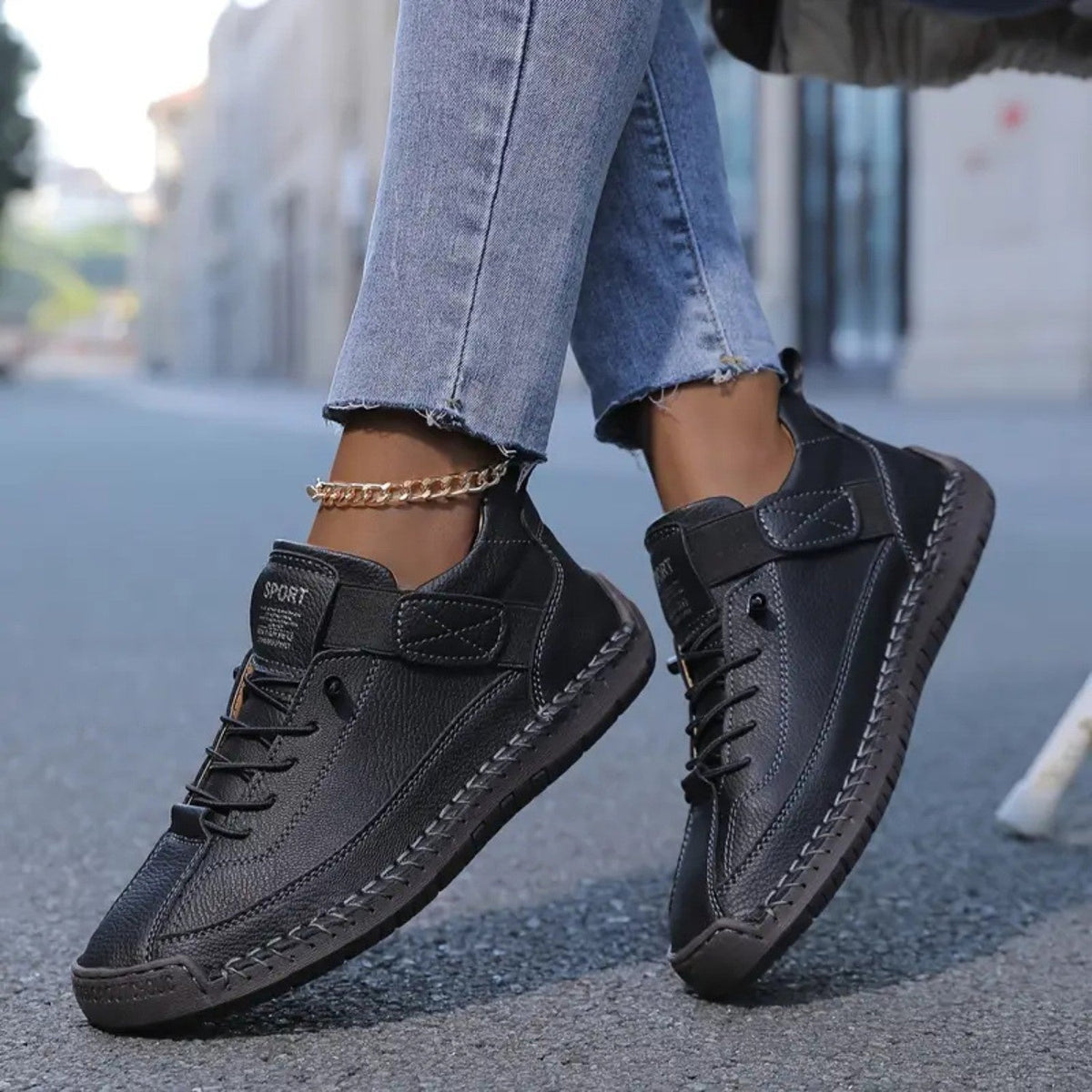 Comfortable Everyday Shoes with Wide and Relaxed Fit