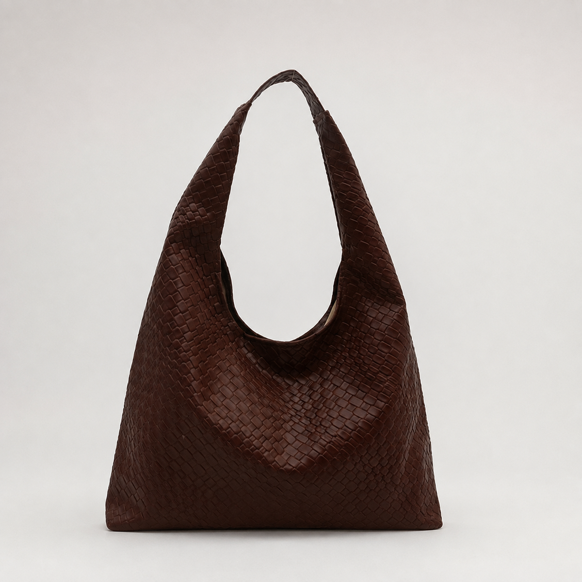 Thrives Outdoor | Large Crescent Shoulder Bag