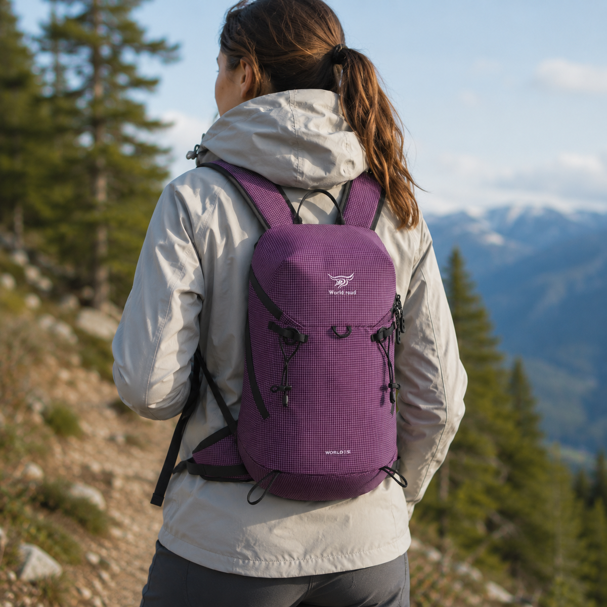 Thrives Outdoor | Aevira Lightweight Outdoor Day Pack