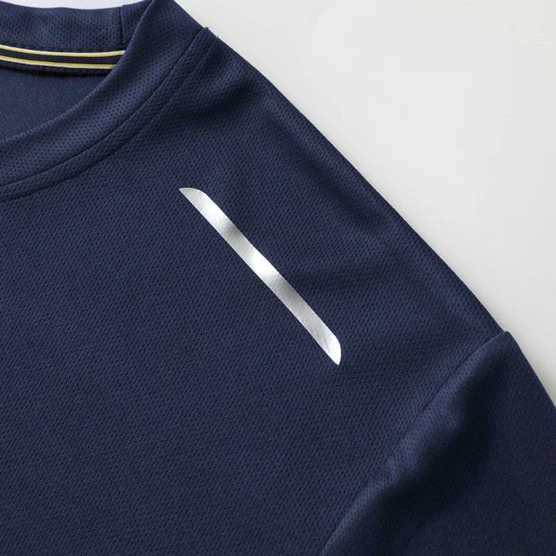 Long sleeve reflective performance t-shirt with breathable knit fabric
