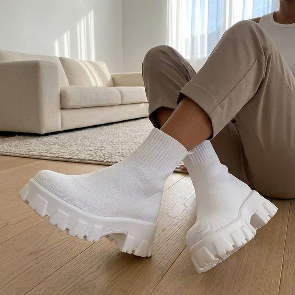 Women's chunky platform ankle boots with slip-on stretch shaft