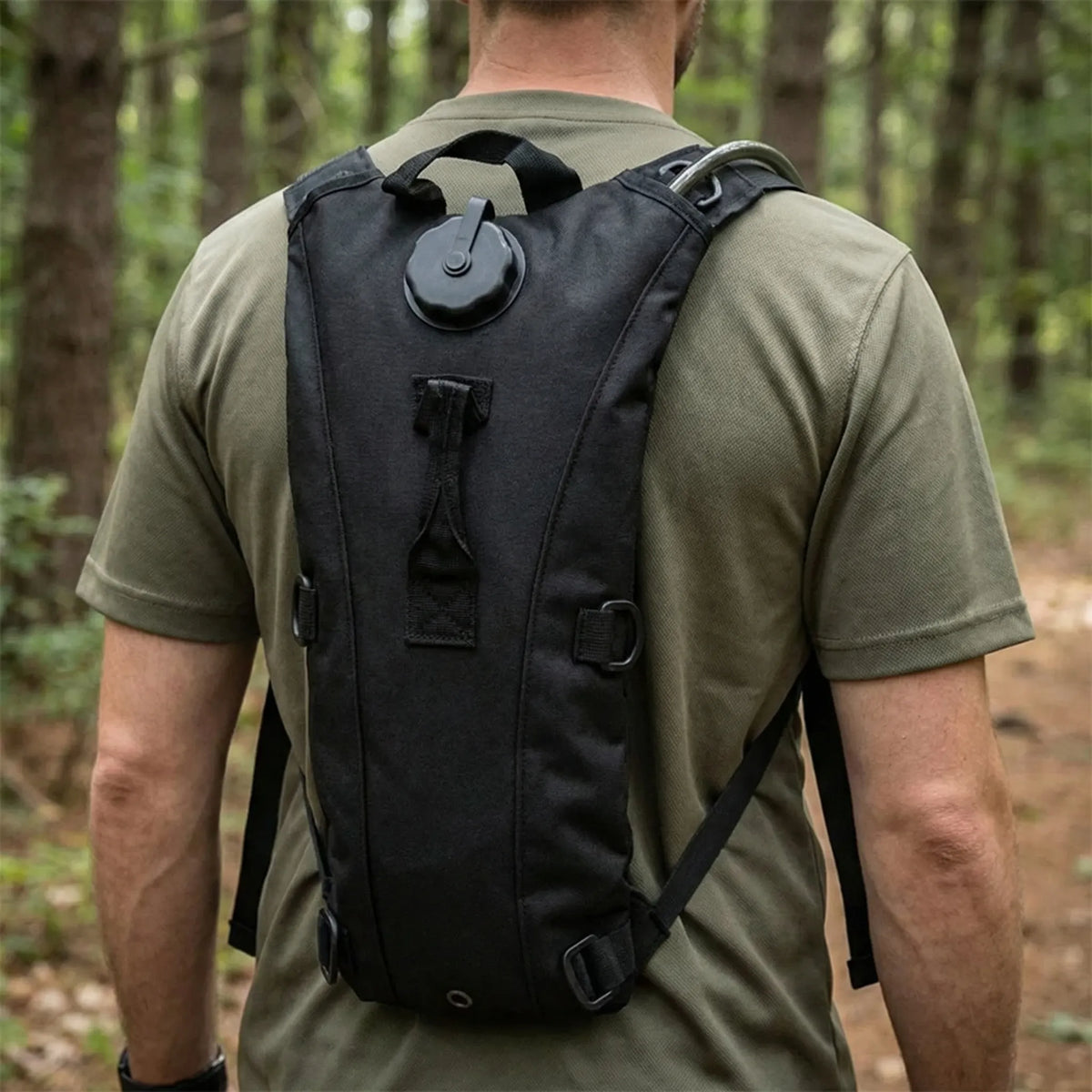 Waterproof hydration backpack with 3-litre drink bladder and shoulder tube