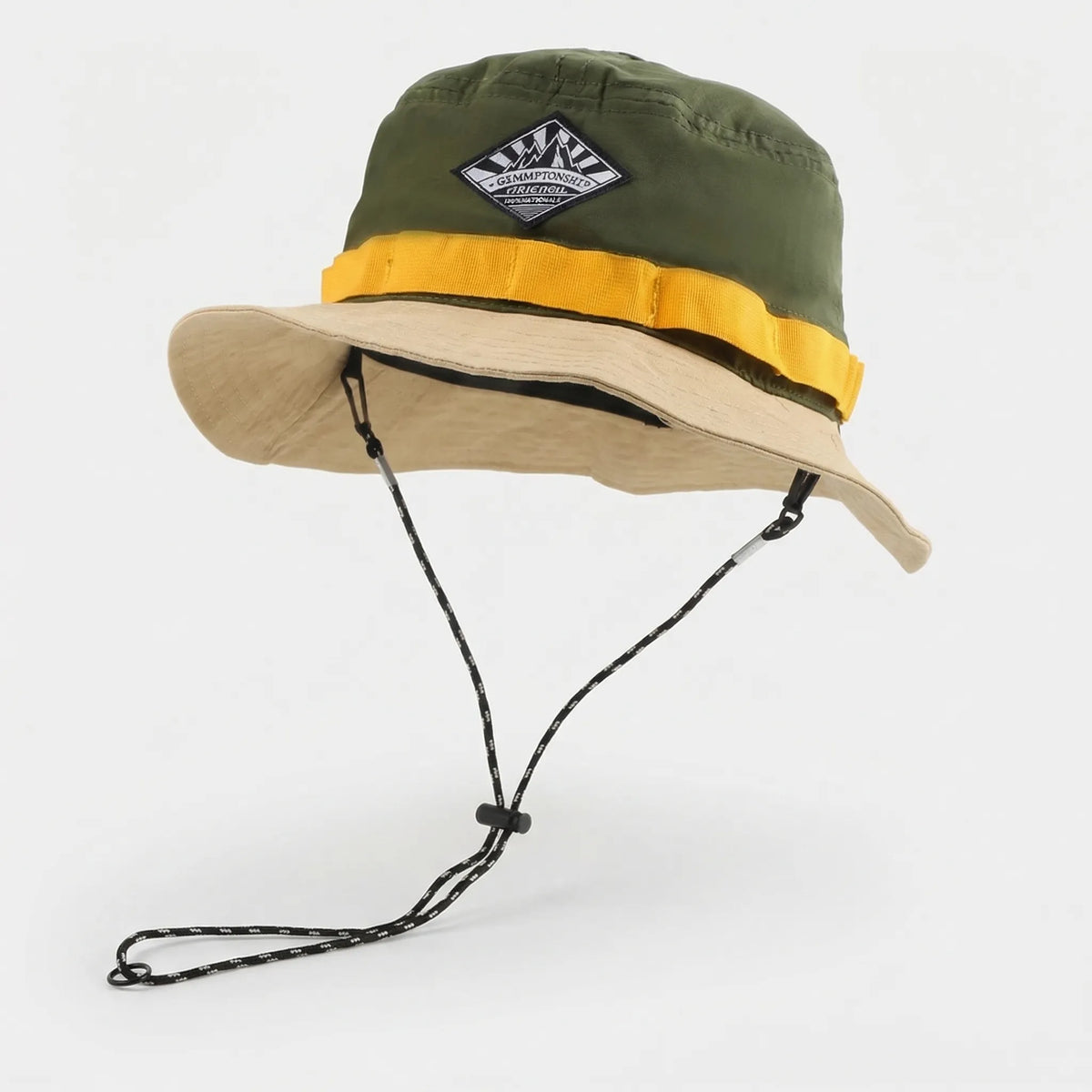 Colour-block bucket hat with quick-dry fabric and adjustable chin strap